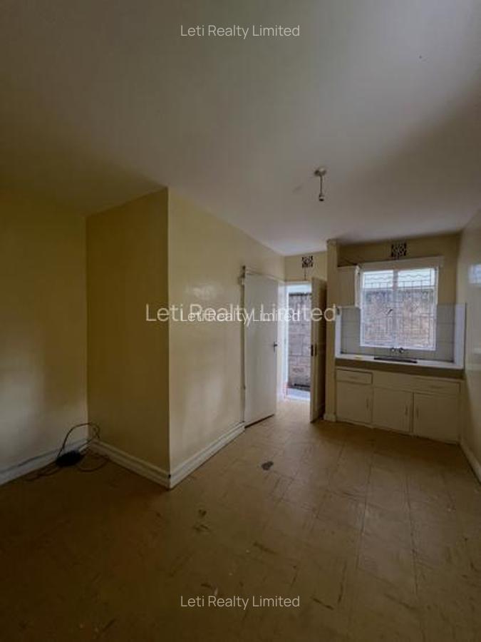 4 Bed Townhouse with En Suite in Lavington - 5