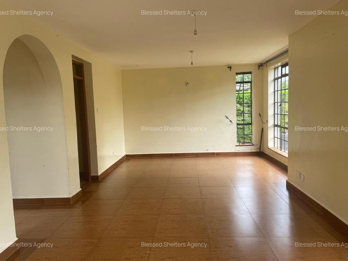 4 Bed Villa with En Suite in Kiambu Road - 14
