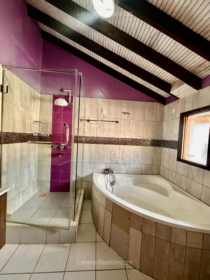 4 Bed Townhouse with Staff Quarters at Ole Dume Rd - 15