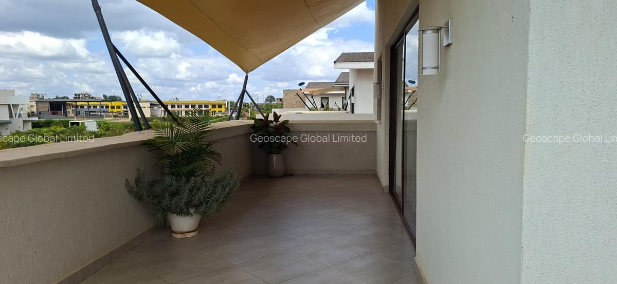 4 Bed House with En Suite in Runda - 6