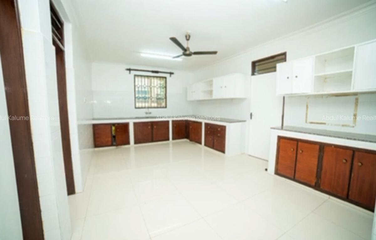 4 Bed Villa with En Suite at Shanzu - 1