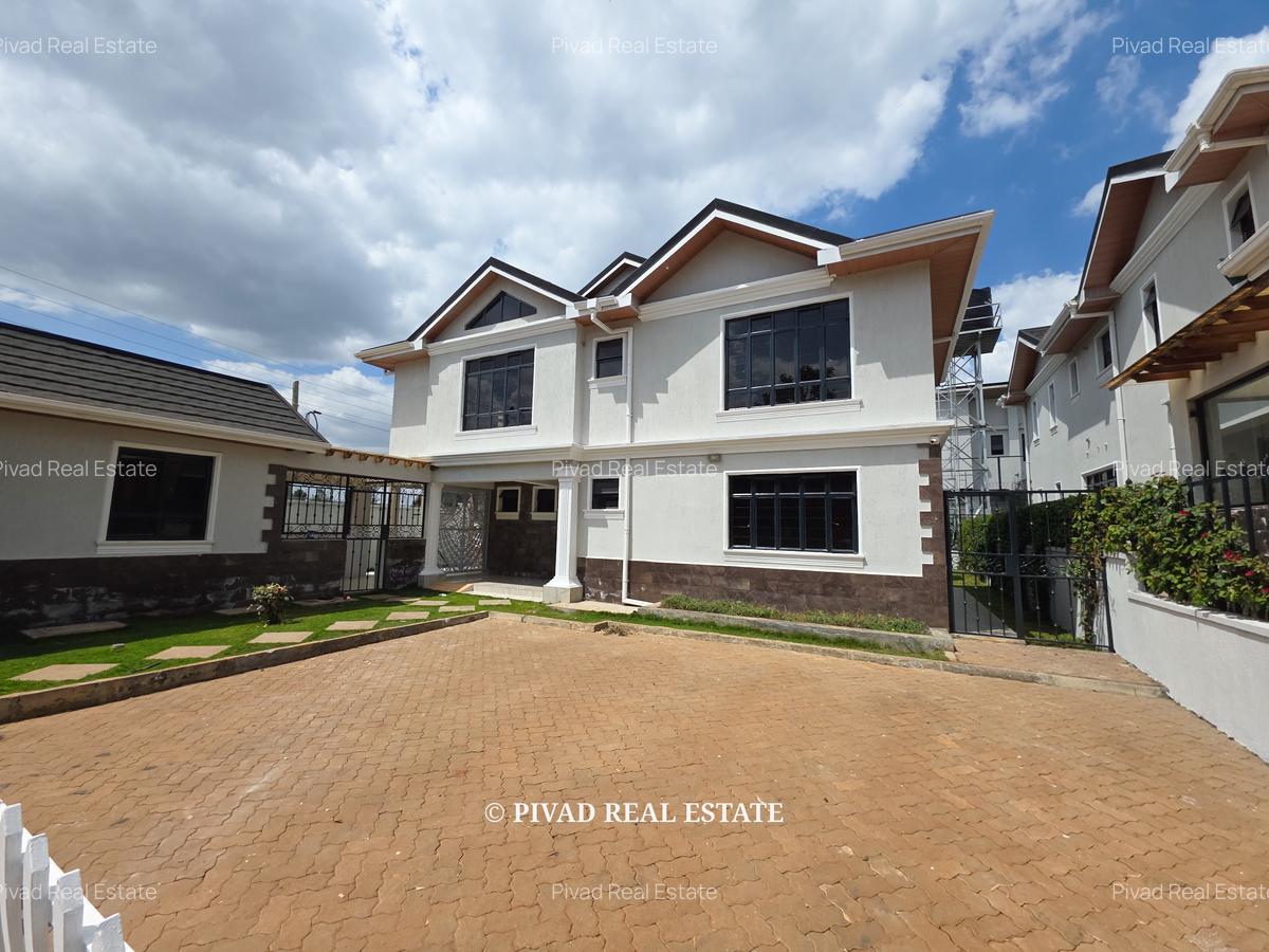 5 Bed House with Garden in Runda - 4