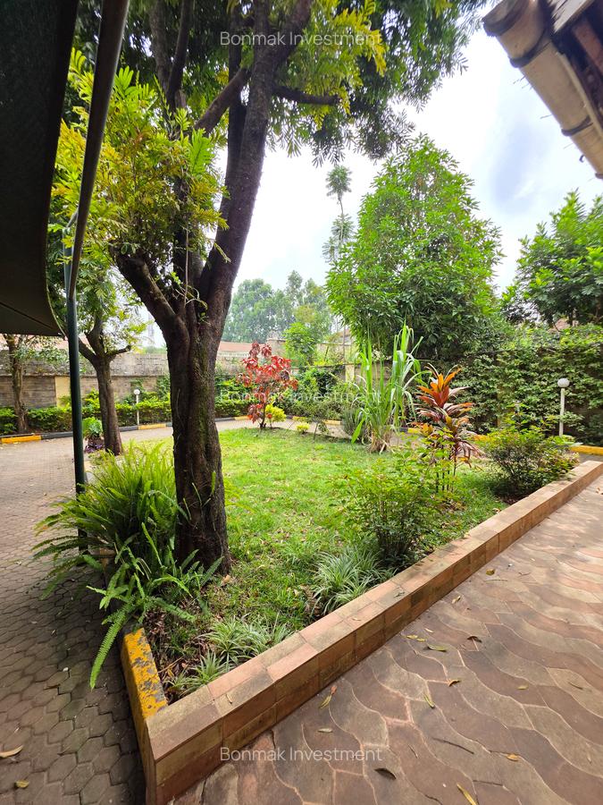 4 Bed Townhouse with En Suite at Lavington Green - 11