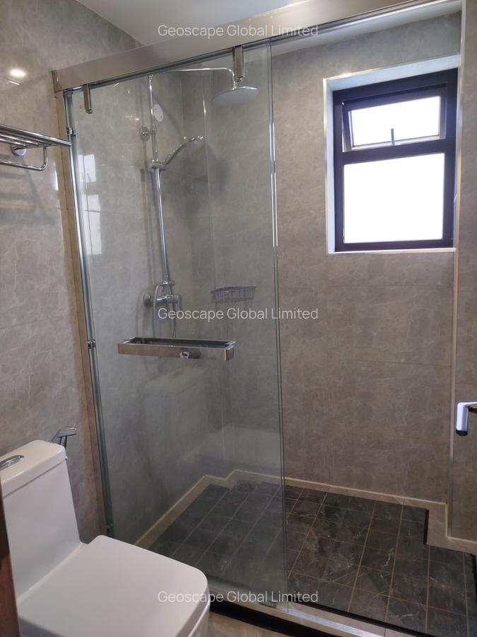 2 Bed Apartment with En Suite in Riverside - 3