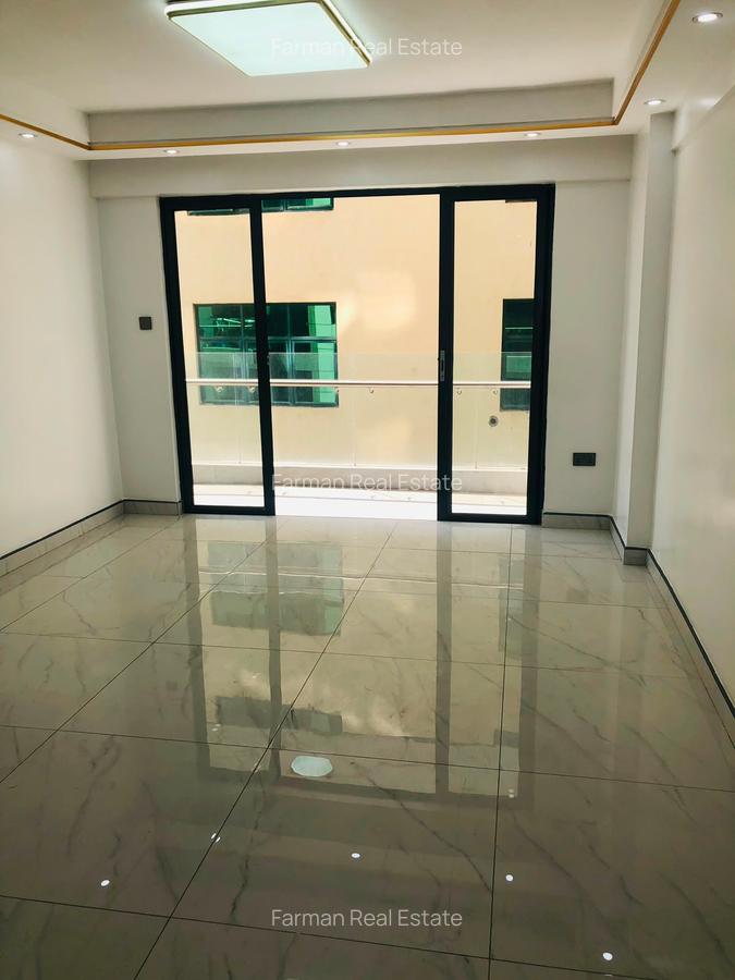 2 Bed Apartment with En Suite in Kilimani - 5