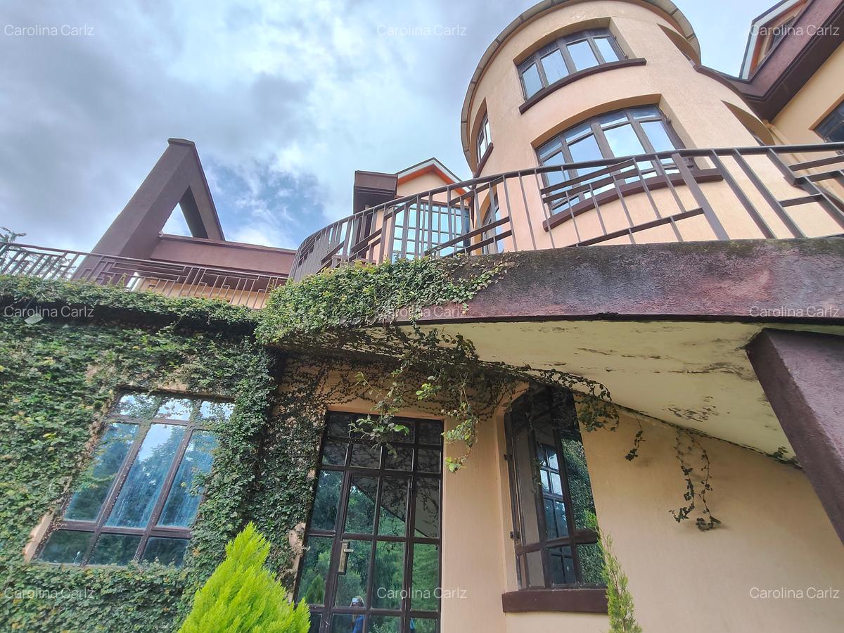 10 Bed House with En Suite at Off Redhill Link Road - 12