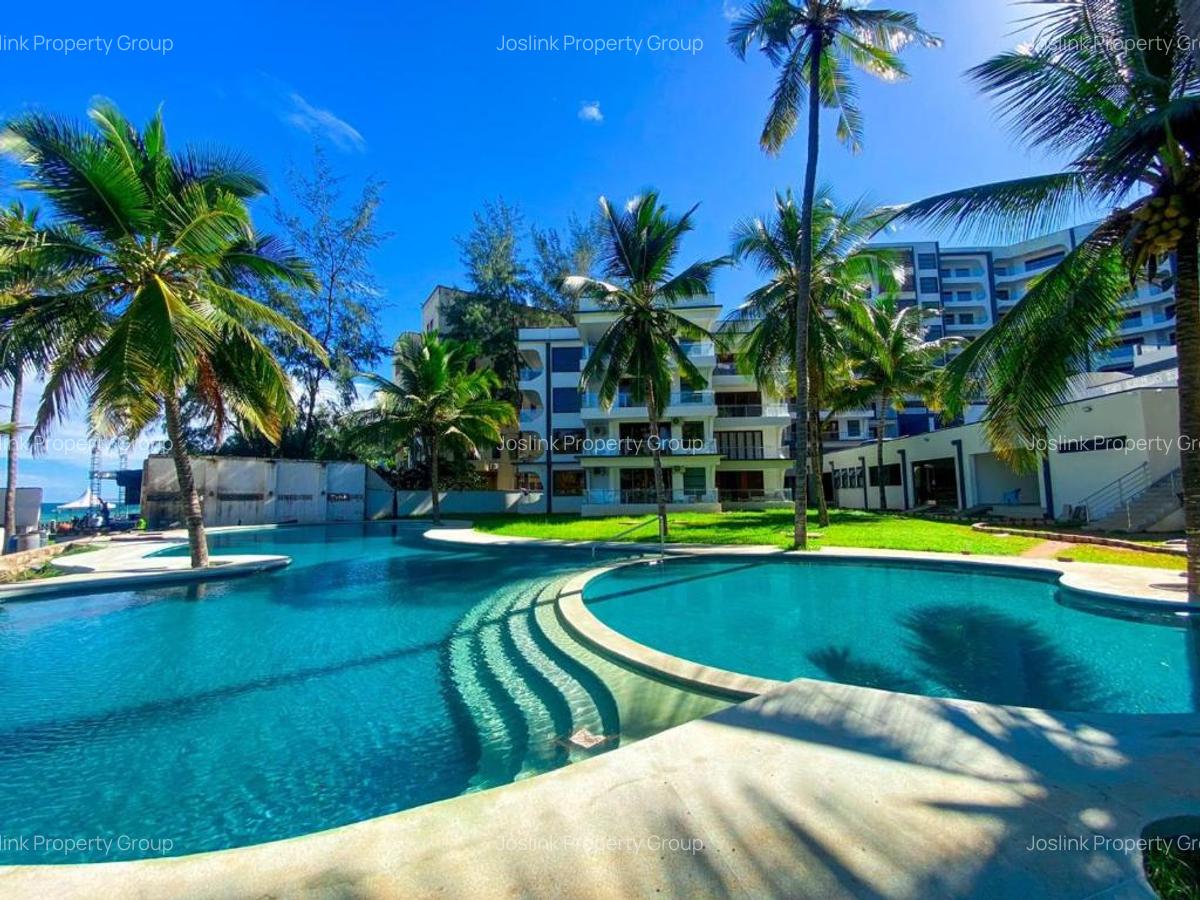 3 Bed Apartment with En Suite in Nyali Area - 2