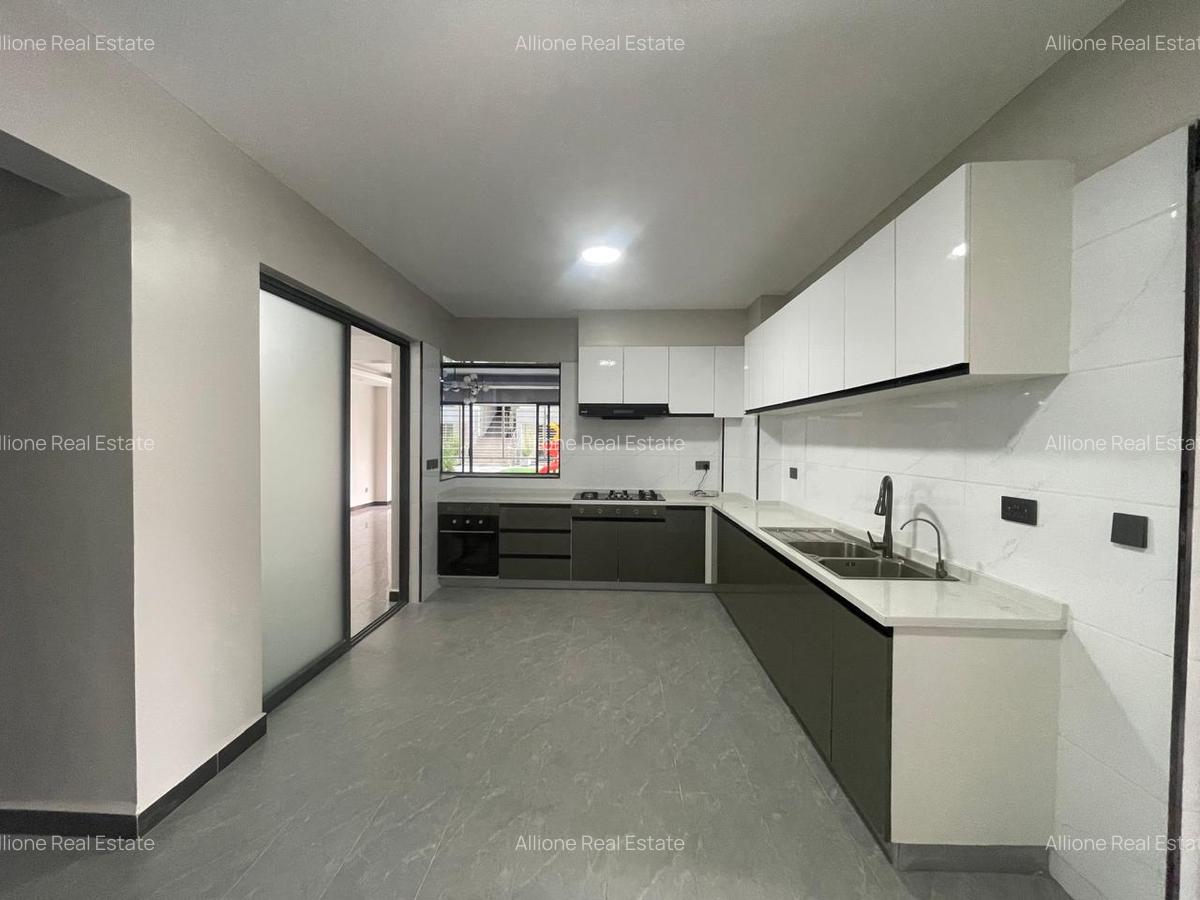 3 Bed Apartment with Swimming Pool at Near Valley Arcade Mall - 3
