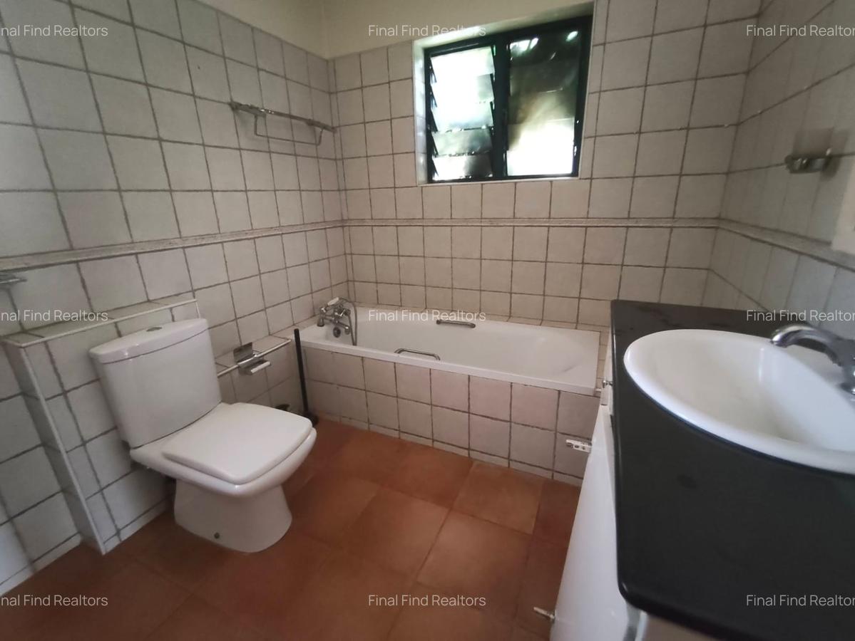 4 Bed House with Garden in Runda - 19