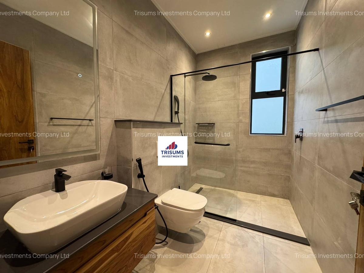 4 Bed Apartment with En Suite in Spring Valley - 10