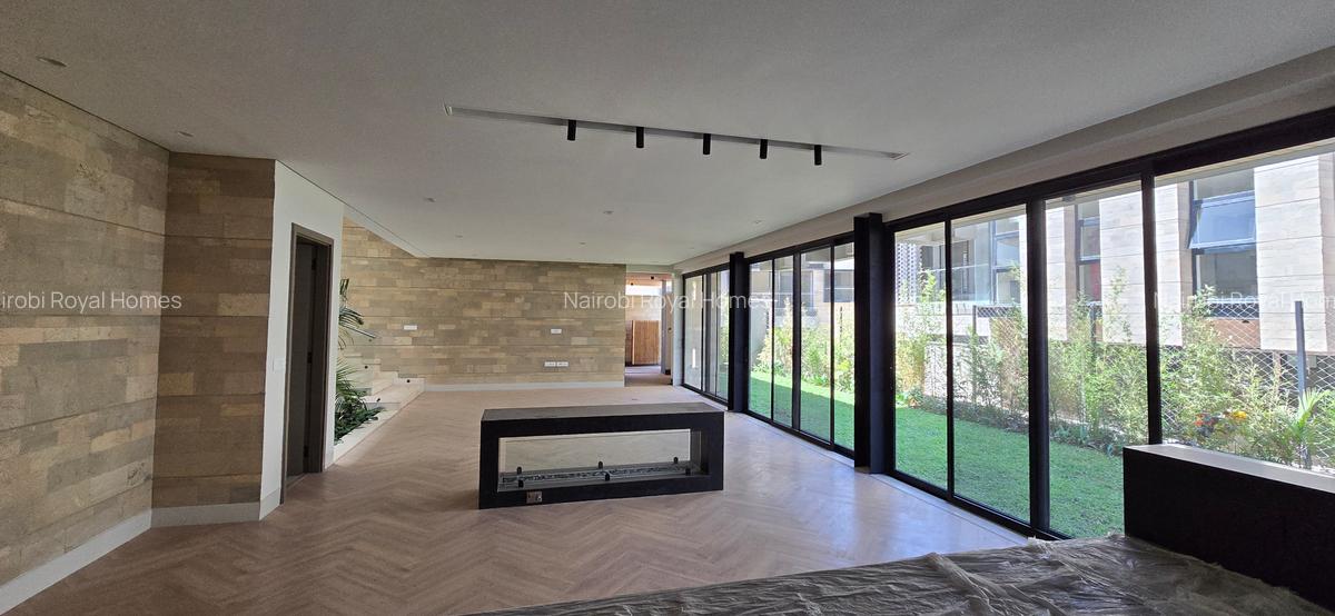 5 Bed Townhouse with En Suite at Kyuna Grovelia Grove - 14