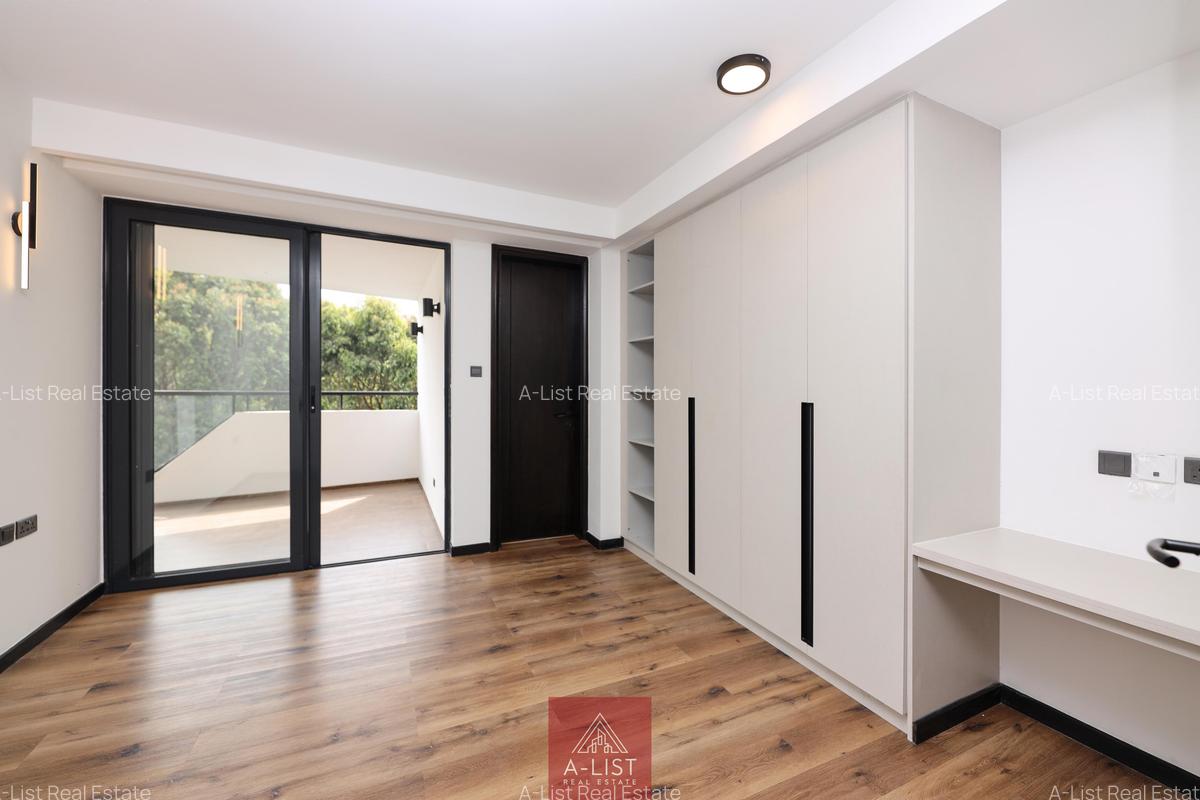 5 Bed Apartment with En Suite at Peponi Road - 9