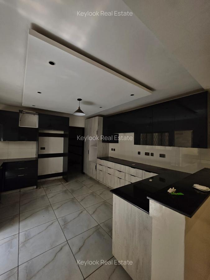 5 Bed Townhouse with En Suite at Gitanga Road - 15