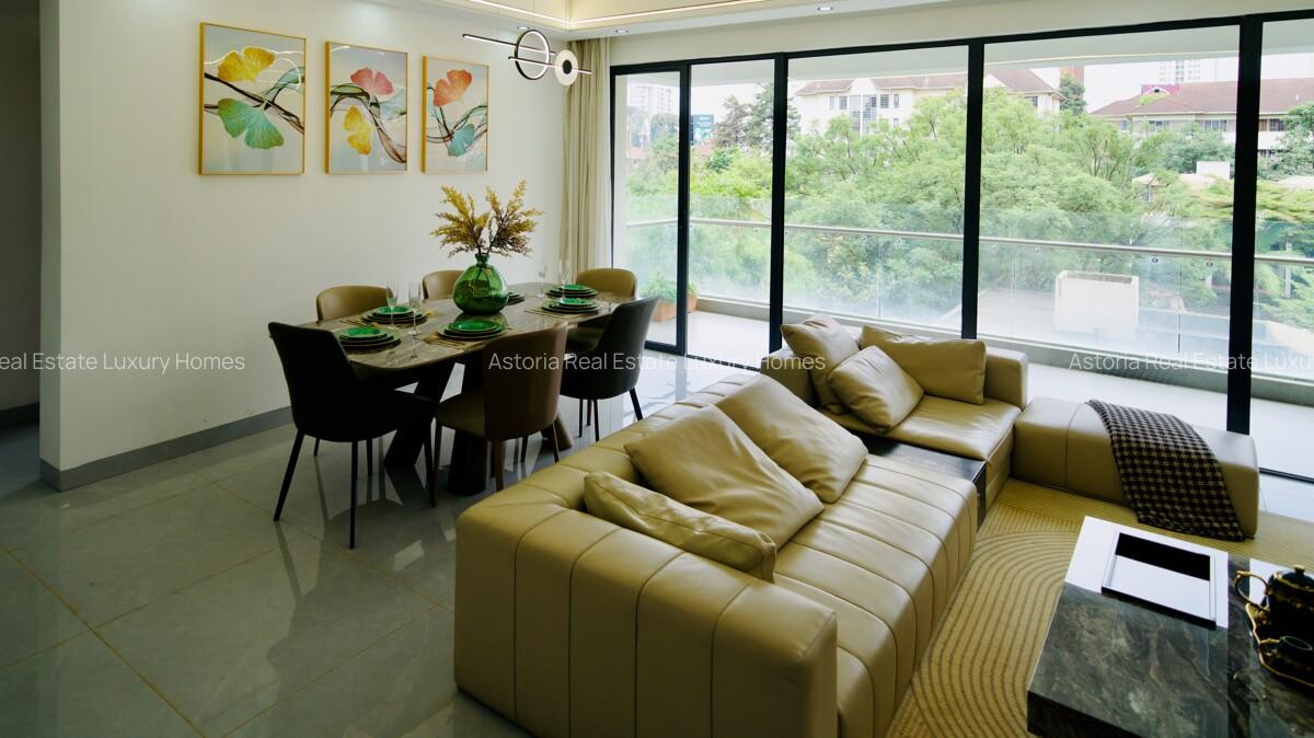 3 Bed Apartment with En Suite at 2026-404 - 1