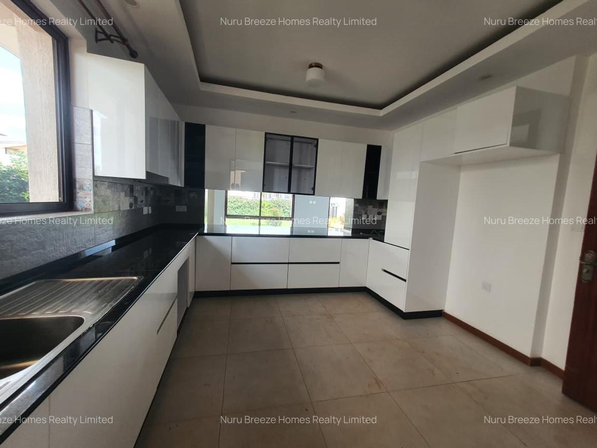4 Bed Townhouse with En Suite in Kiambu Road - 3