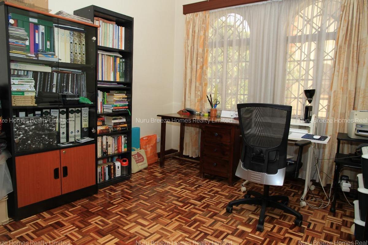 3 Bed Apartment with En Suite in Kilimani - 7