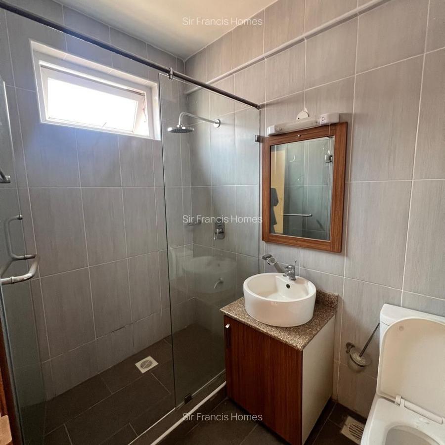 Serviced 3 Bed Apartment with En Suite in Kilimani - 6