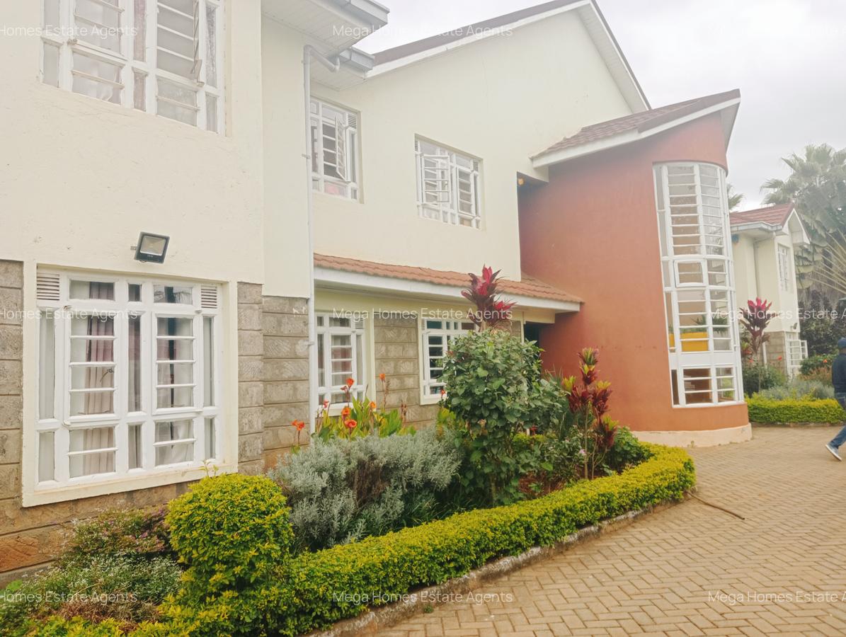 Serviced 2 Bed Apartment with En Suite in Runda - 2