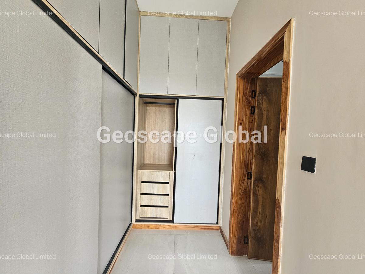 4 Bed Apartment with En Suite in Westlands Area - 15