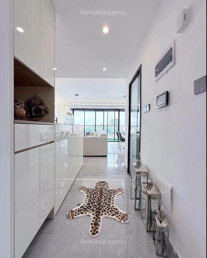 Serviced 2 Bed Apartment with En Suite in Kilimani - 10