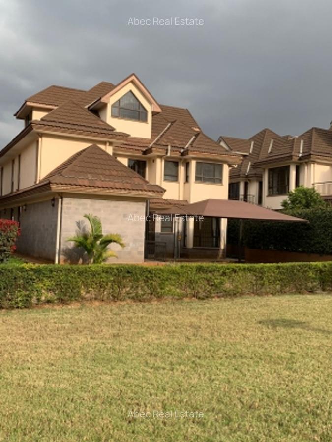 4 Bed Villa with En Suite in Runda - 1