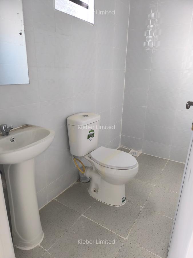 3 Bed House with En Suite in Kitengela - 18