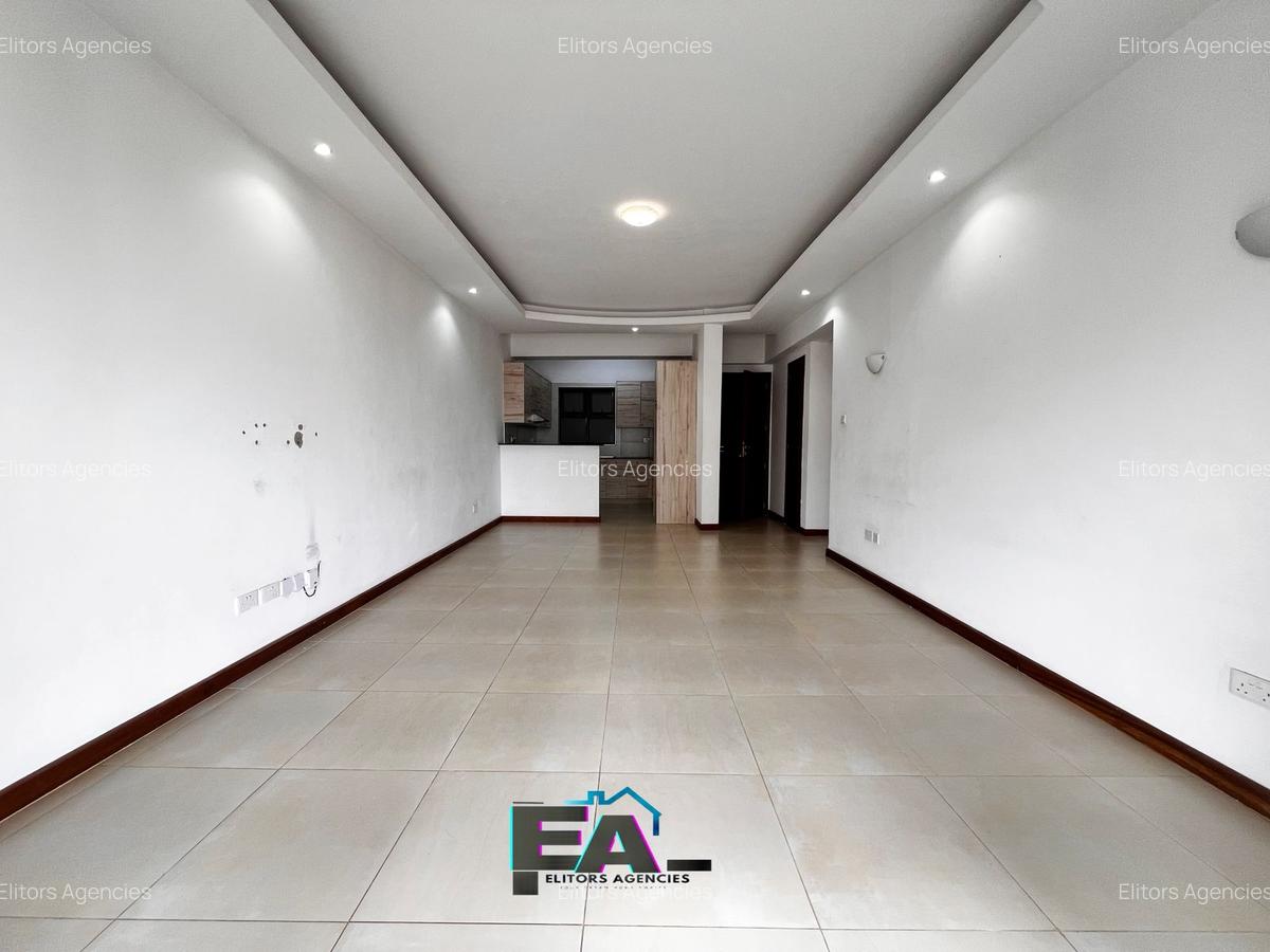 2 Bed Apartment with En Suite at Lantana Road - 3