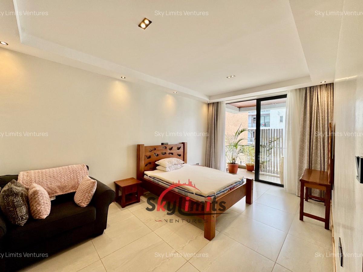 3 Bed Apartment with En Suite at Peponi Rd - 6