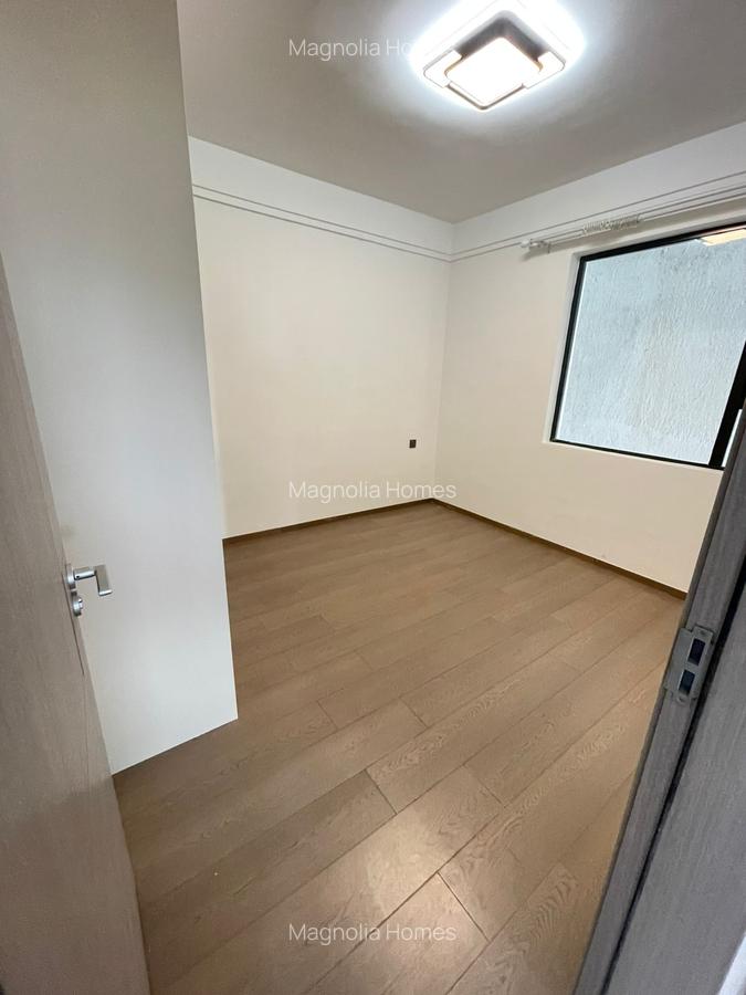 2 Bed Apartment with En Suite in Kilimani - 10