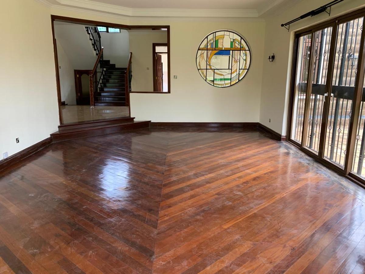 5 Bed House with En Suite in Kitisuru - 14