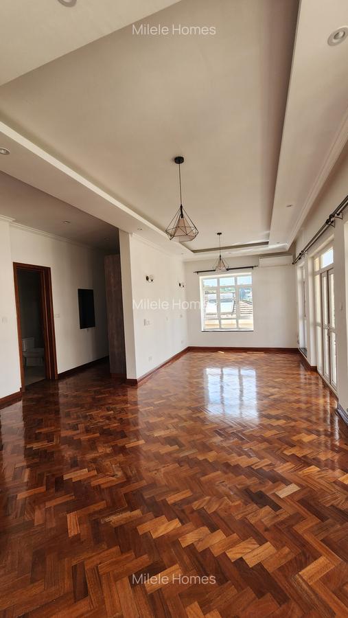 5 Bed Townhouse with En Suite at Njumbi Road - 20