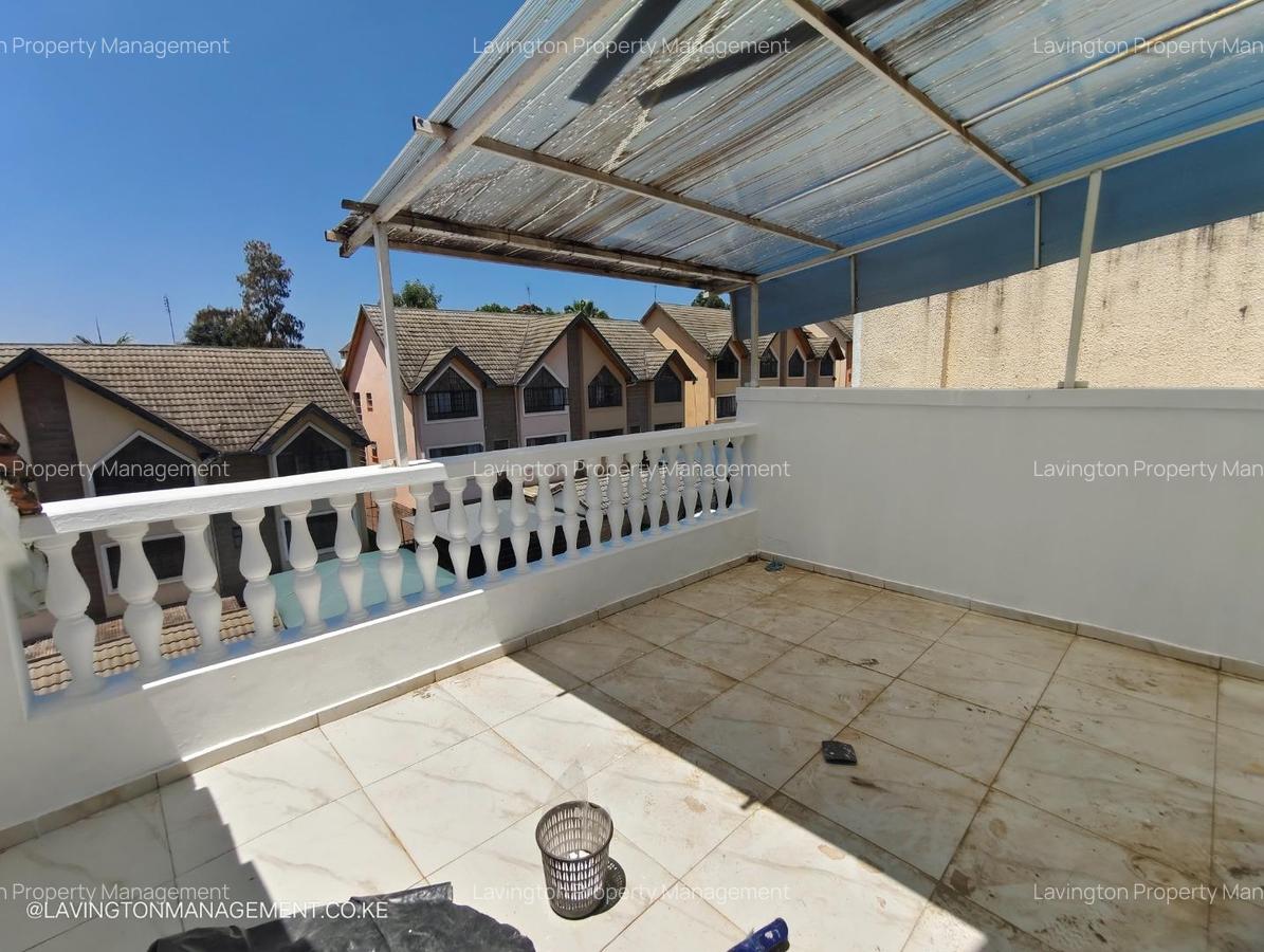 4 Bed Townhouse with En Suite at Lavington Green - 18