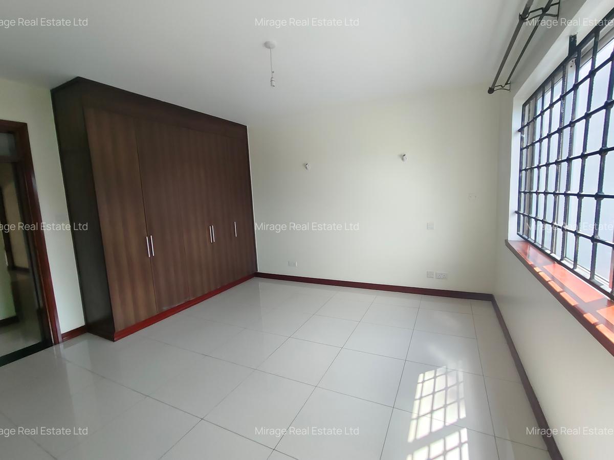 3 Bed Apartment with En Suite in Rhapta Road - 13