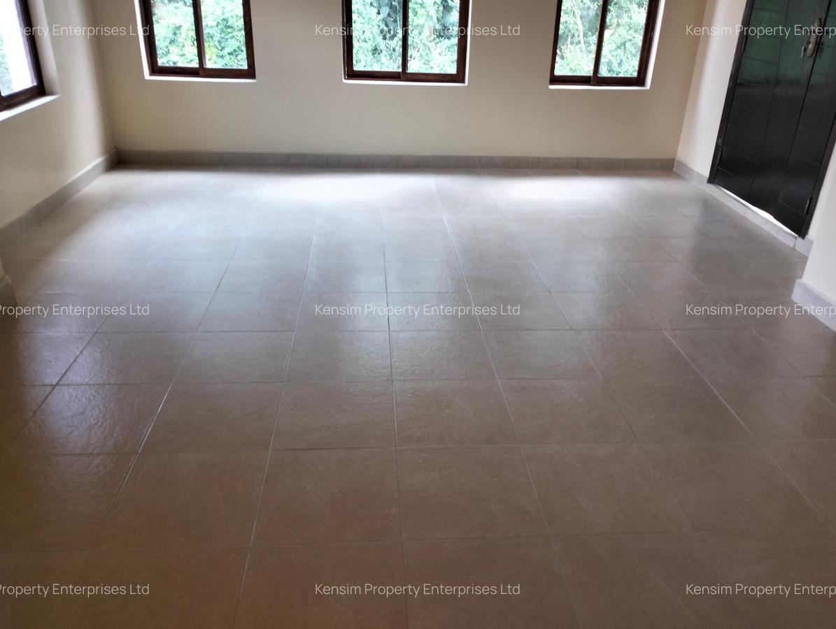 5 Bed Townhouse with En Suite in Kitisuru - 14