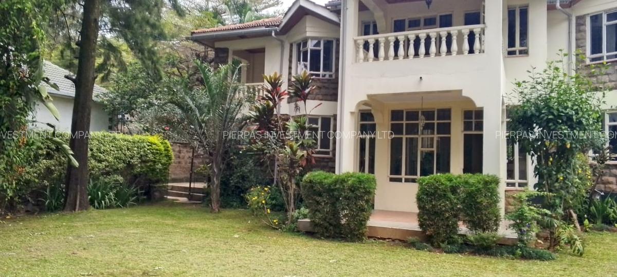 5 Bed Townhouse with En Suite in Lavington - 1