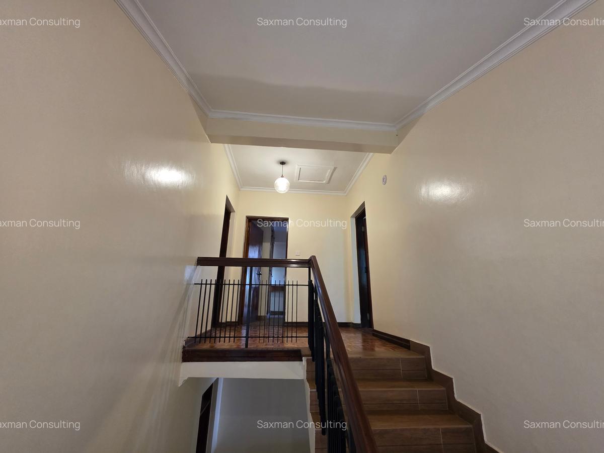 4 Bed Townhouse with En Suite in Runda - 18