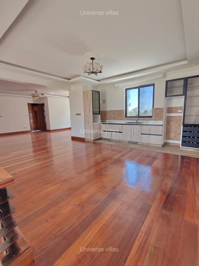 8 Bed Townhouse with En Suite at Karen - 6