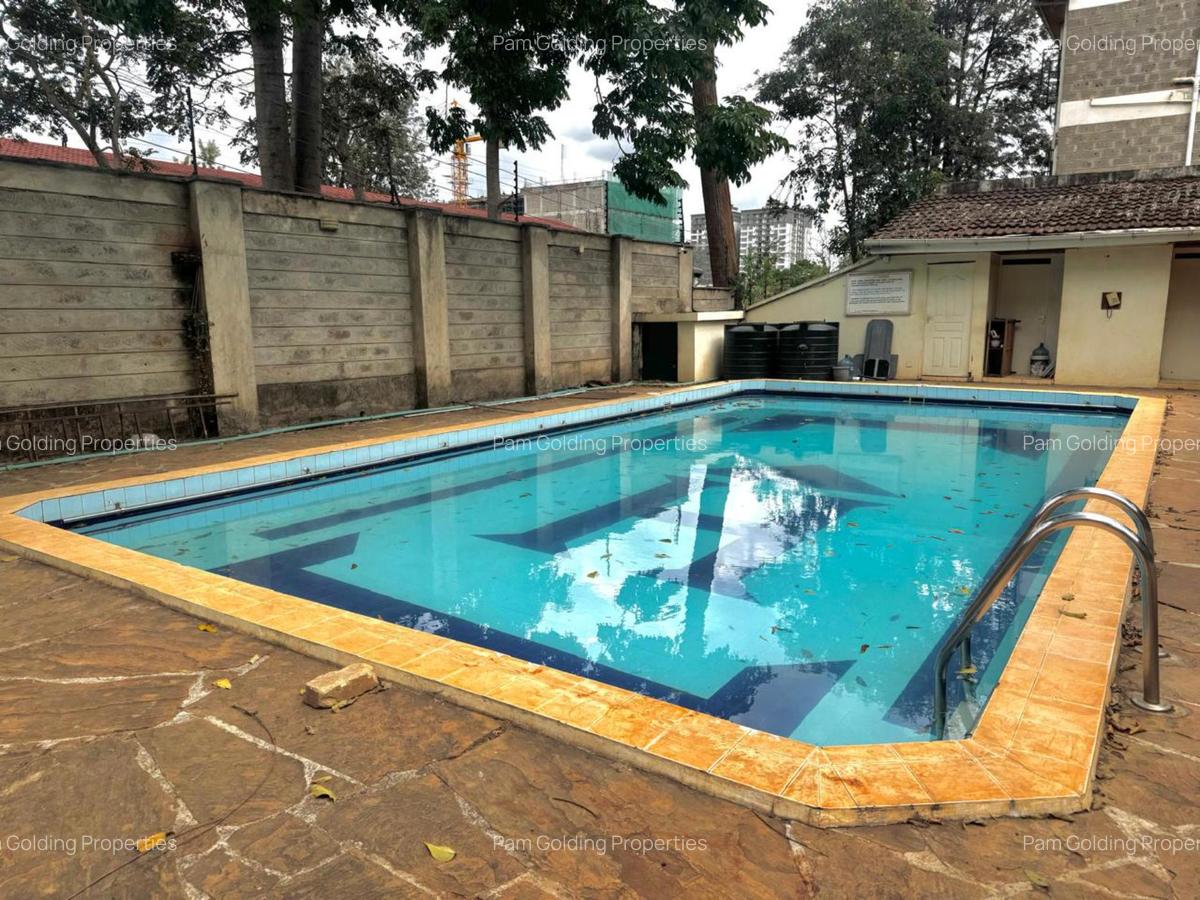 4 Bed Apartment with En Suite in Rhapta Road - 14