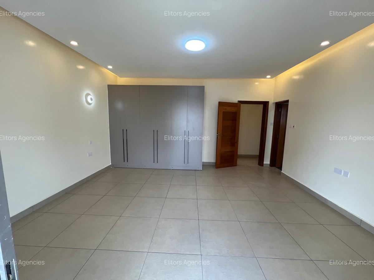 3 Bed Apartment with En Suite at Chania Avenue - 16