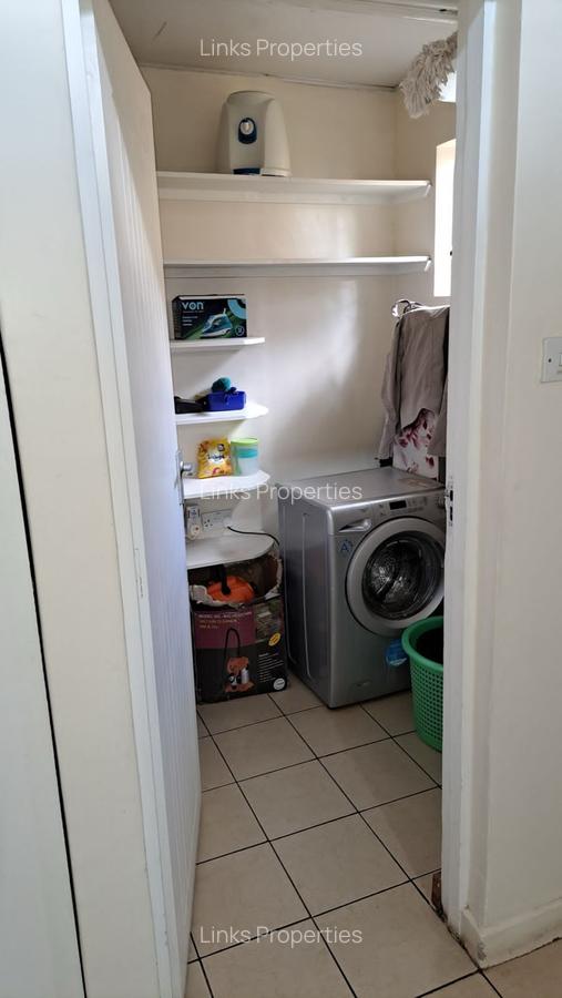 3 Bed House with En Suite at Hardy Area - 12