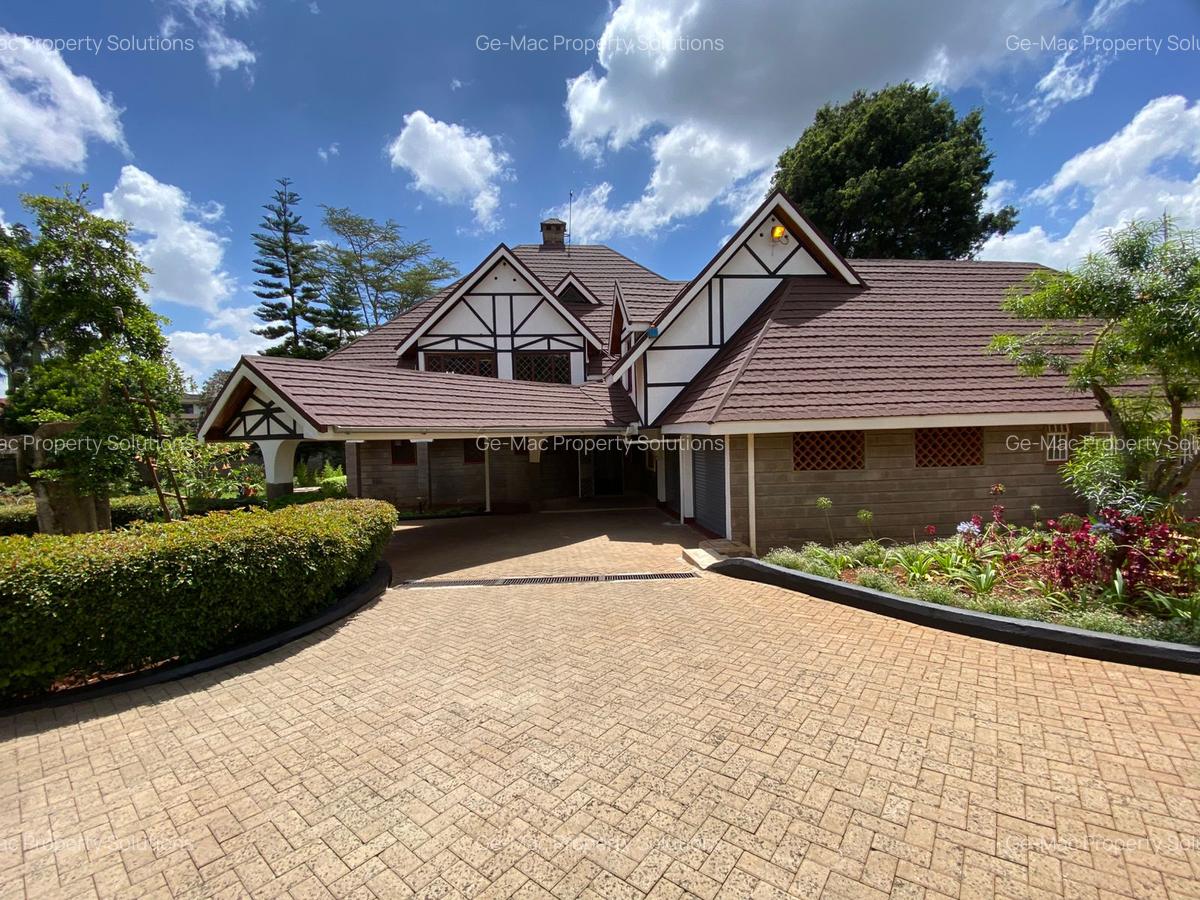 4 Bed House with En Suite in Runda - 11