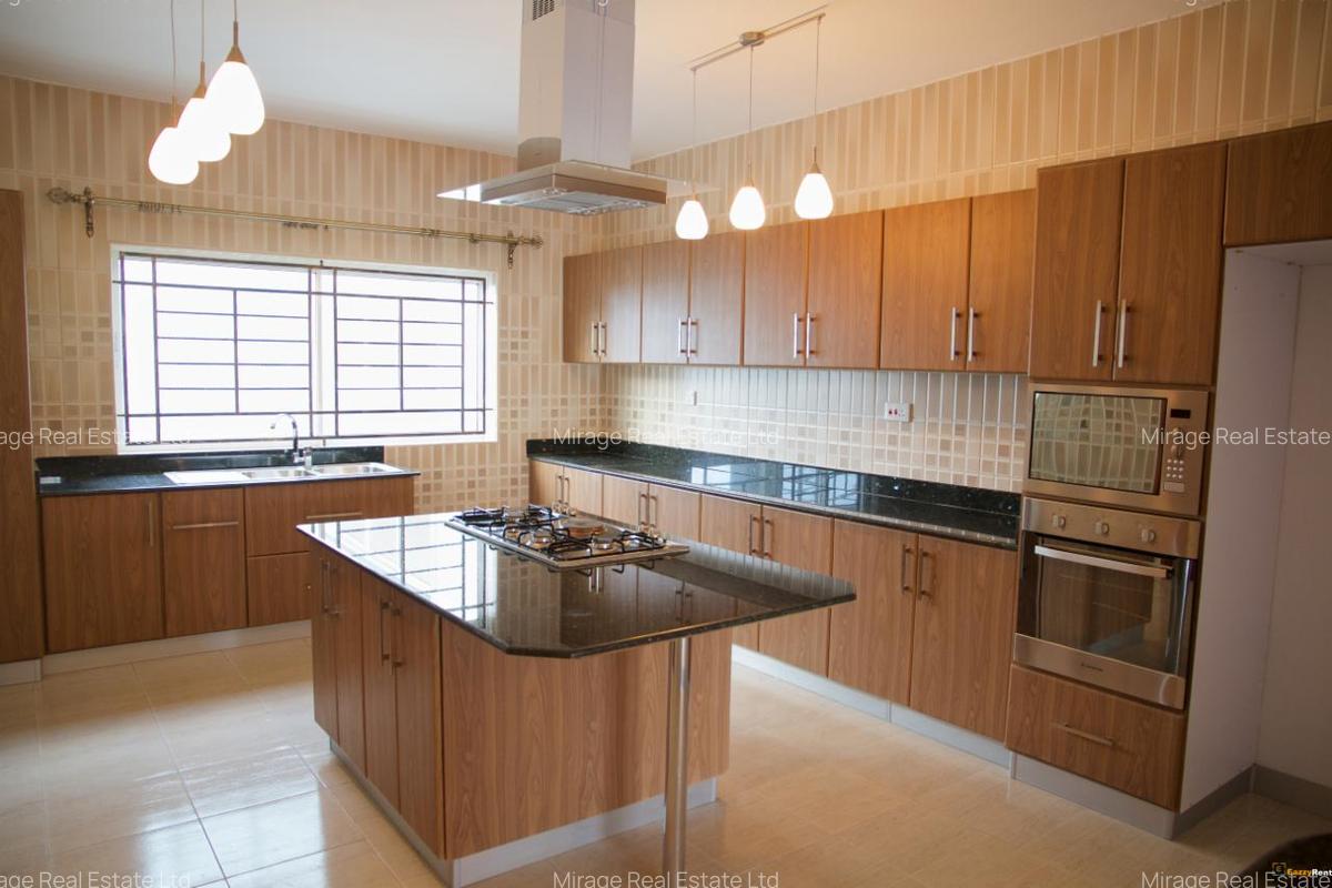 3 Bed Apartment with En Suite in Rhapta Road - 4
