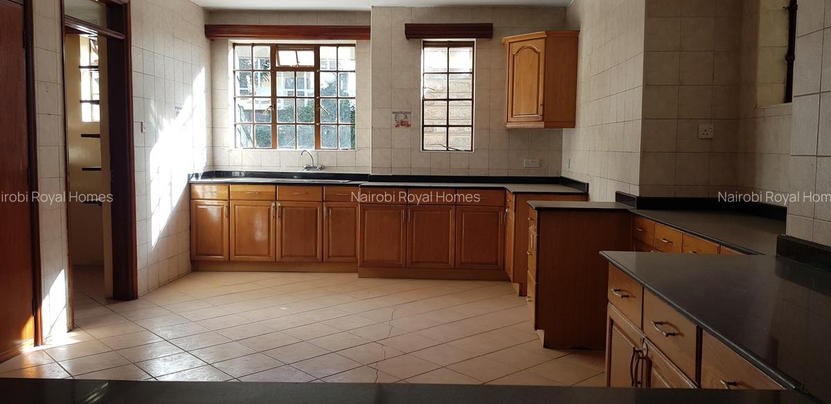 5 Bed House with En Suite at Off James Gichuru Drive - 4