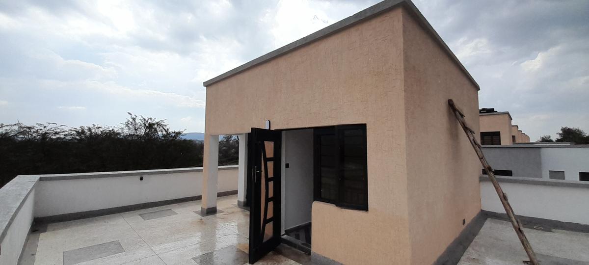 3 Bed House with En Suite at Rimpa - 5