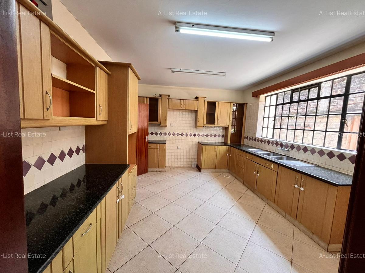 4 Bed Villa with En Suite at Shanzu Road - 8