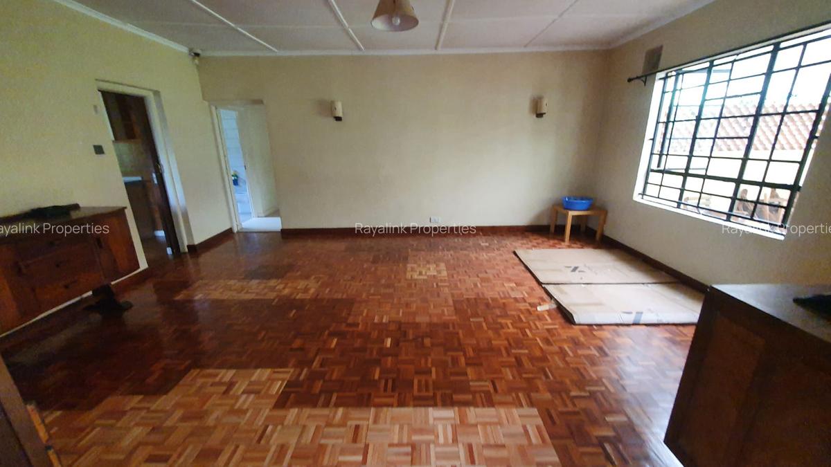 3 Bed House with En Suite at Hardy - 3