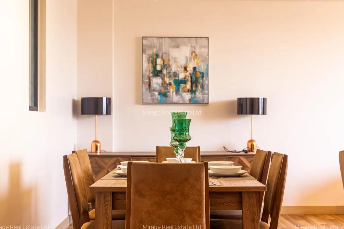 4 Bed Apartment with En Suite in Parklands - 11