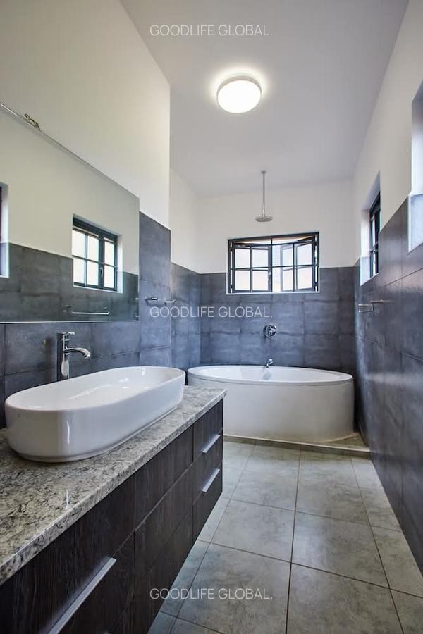 3 Bed House with En Suite at Kitisuru - 12