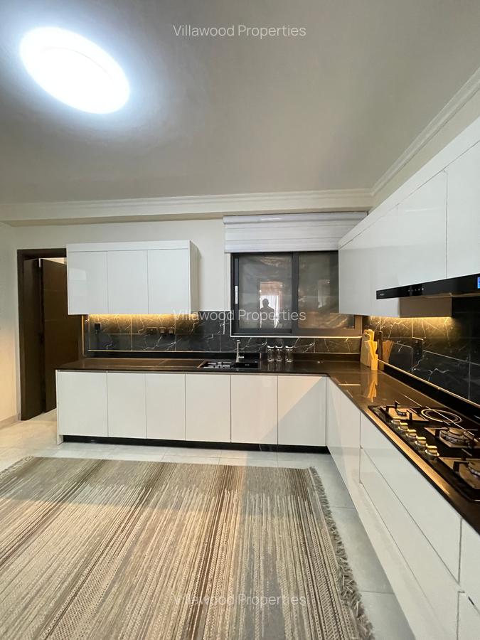 4 Bed Apartment with En Suite in Kileleshwa - 4