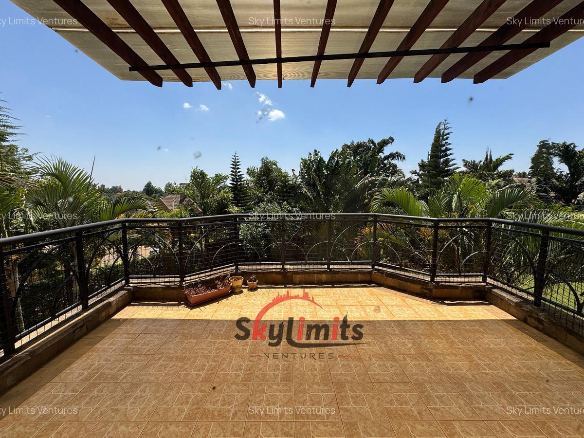 5 Bed Villa with En Suite in Runda - 11